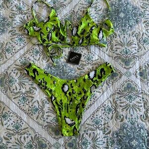 NWT Green Snake Print Bikini